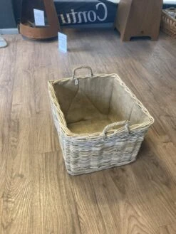 Square Wicker Log Store Basket -Heating Equipment Store IMG 0228 768x1024 1